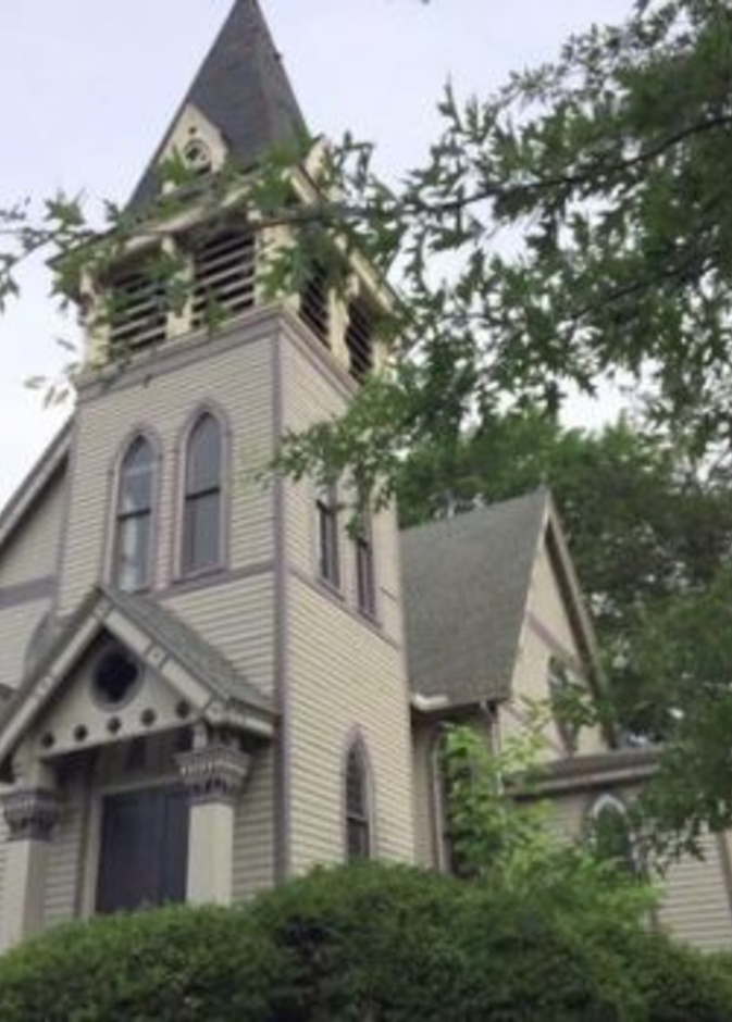 بالفيديو: لاعبو بوكيمون يغزون منزلا في ولاية ماساتشوستس