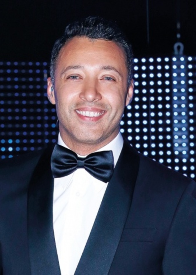 احمد فهمي بالزي الرسمي