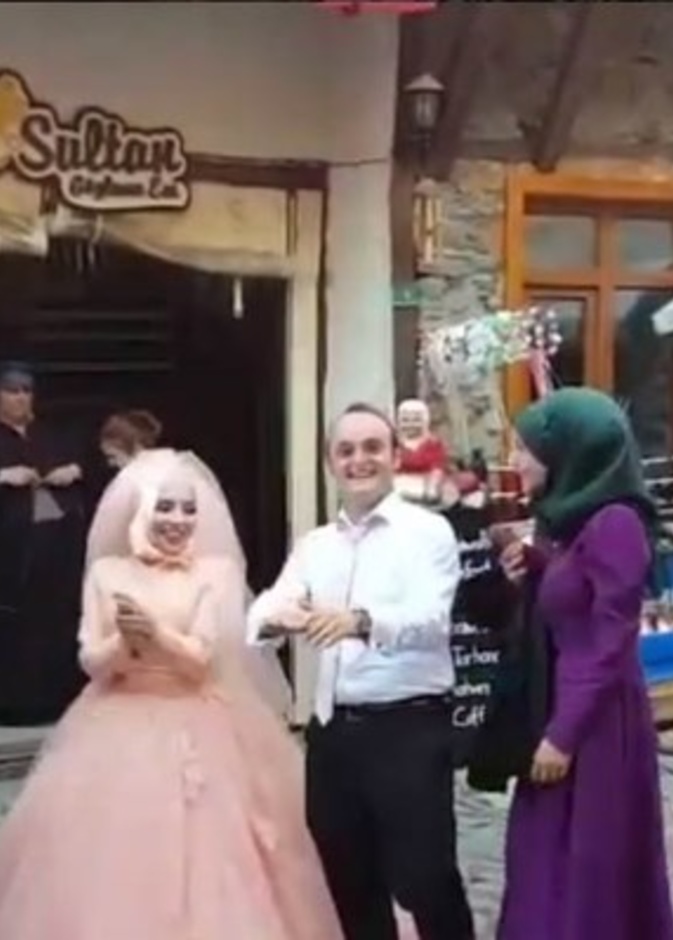 زفاف عروس تركية على اهازيج بحرينية