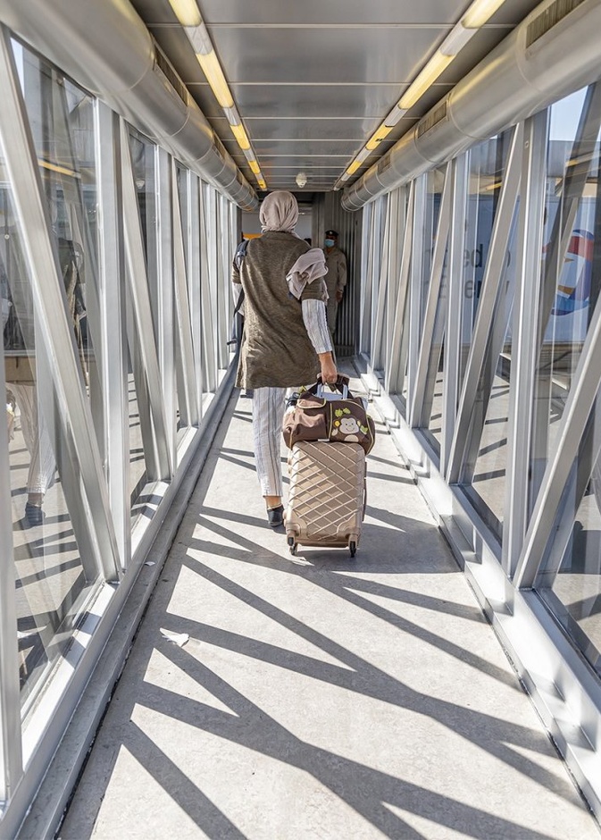 "الممر السريع لتحويل الرحلات" مبادرة جديدة في مطار أبوظبي لتسهيل رحلات المسافرين