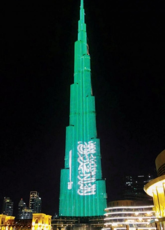 دبي تحتفل باليوم الوطني السعودي الـ90