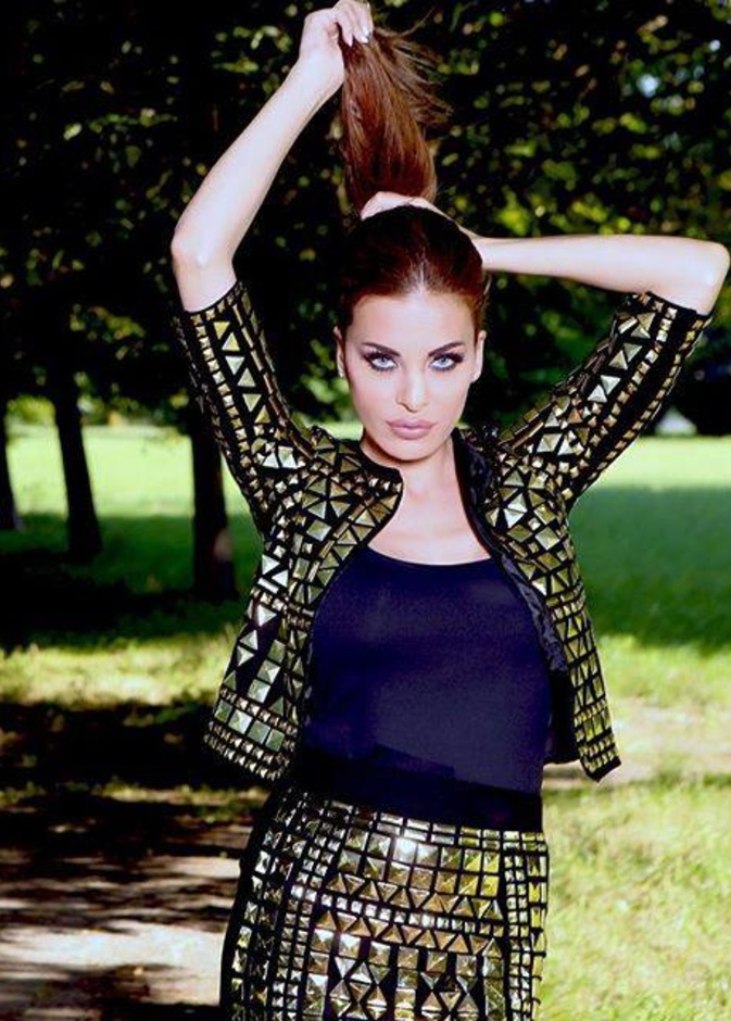  دومينيك عاشقة للحكم والمواعظ