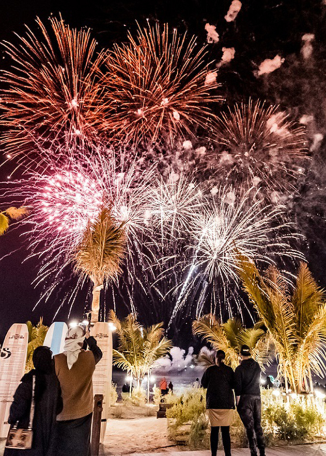 ألعاب نارية وحفلات موسيقية في احتفالات "لامير" باليوم الوطني الـ47