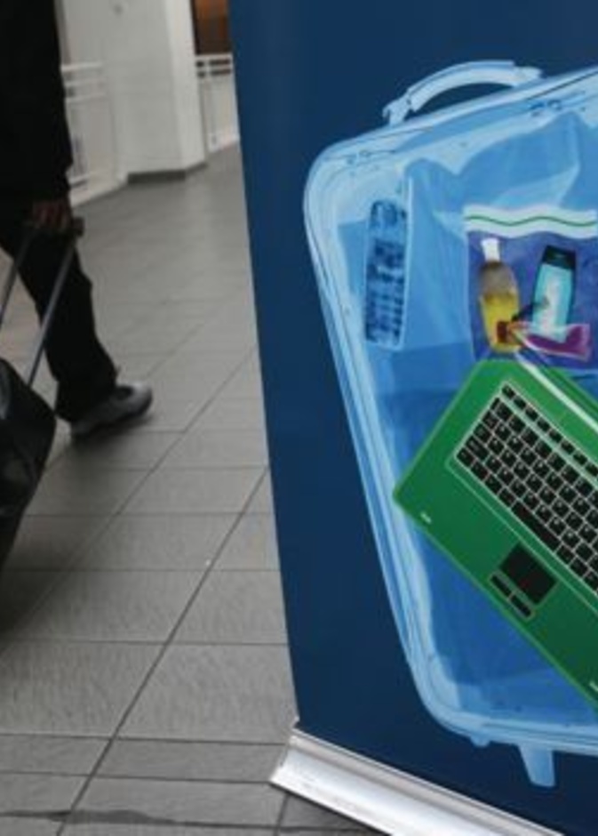 منع الكمبيوتر والأجهزة اللوحية داخل مقصورة الطائرات المتجهة من السعودية إلى أمريكا