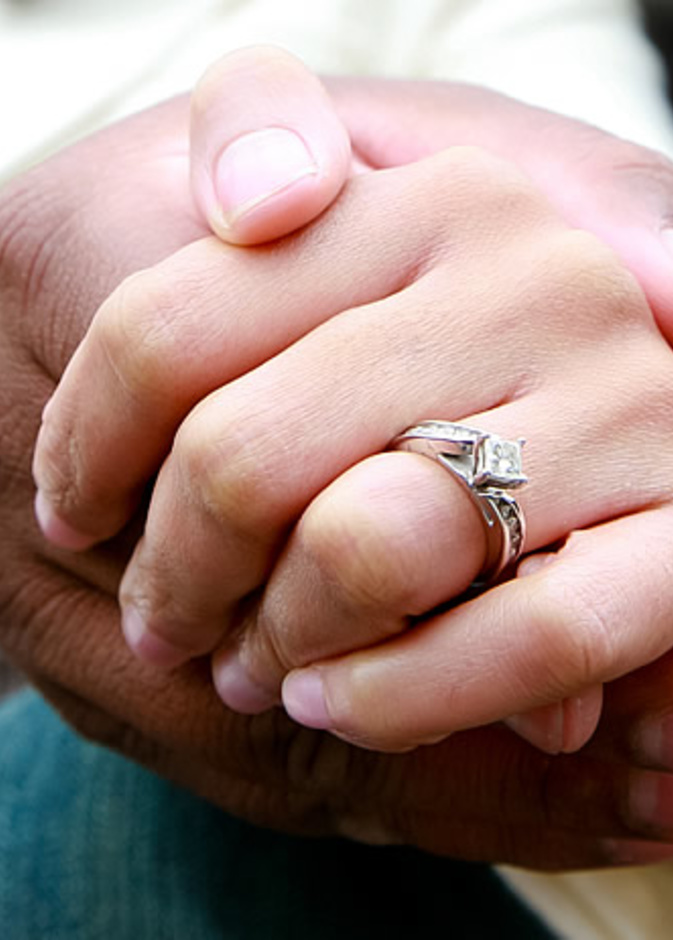  خاتم الزفاف من الماس