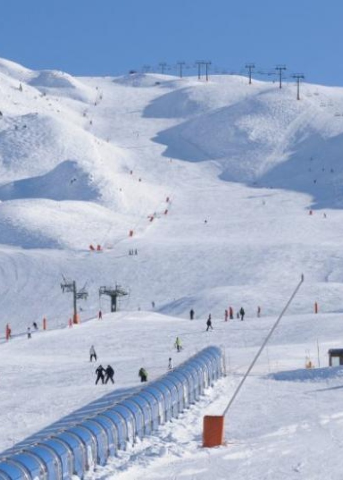 مساحات شاسعة للتزلج في باكويرا بيريه