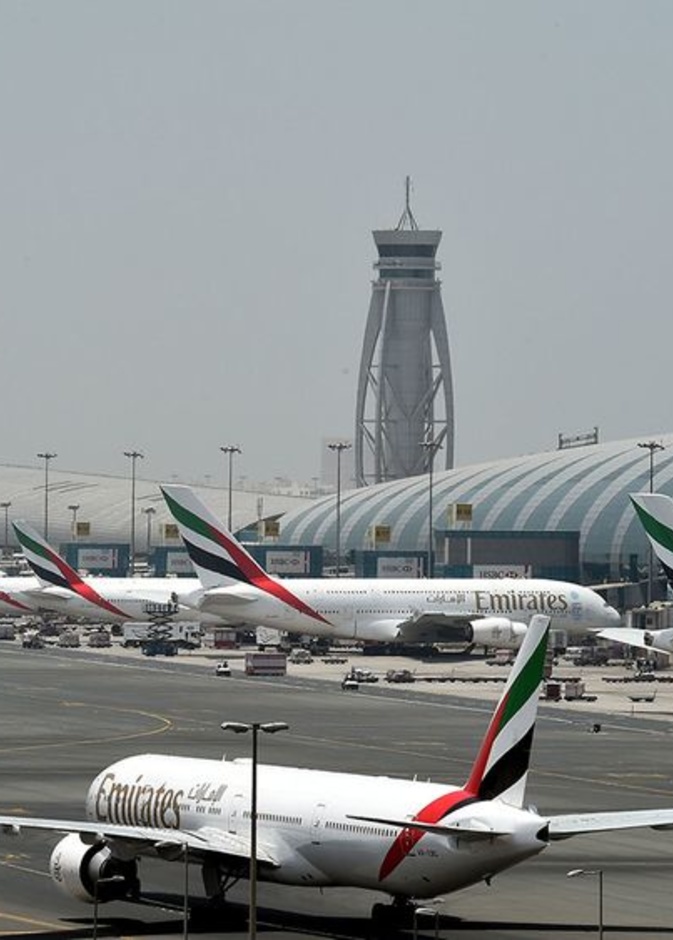 تعليق جميع الرحلات الجوية للركاب والترانزيت من وإلى الإمارات لمدة أسبوعين