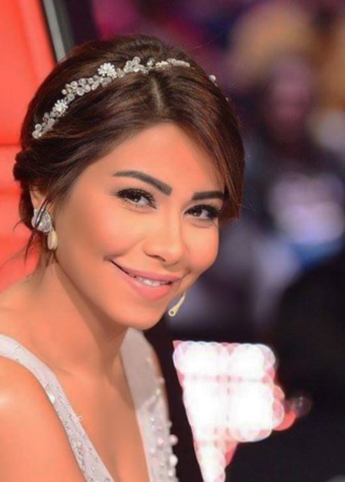 عفوية ونعومة مع مكياج شيرين عبد الوهاب