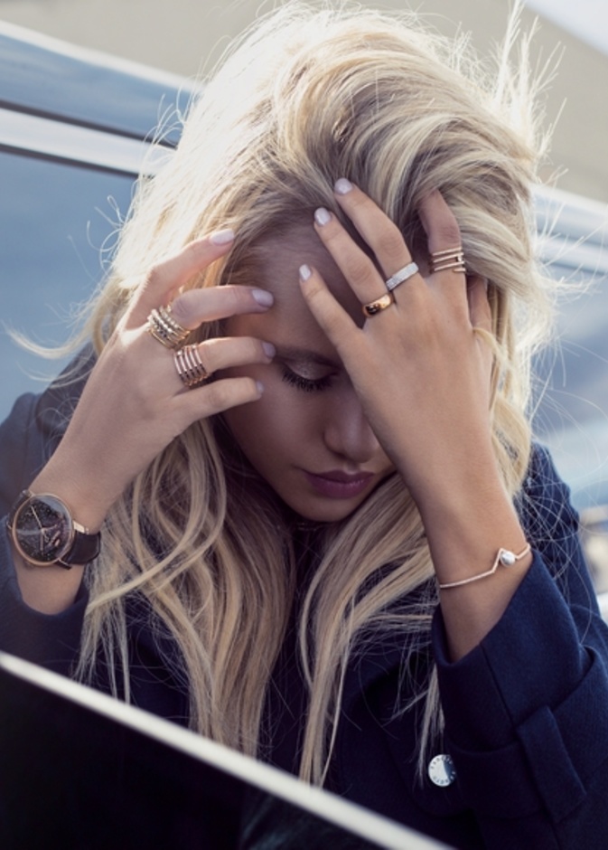 Crystalline Hours ساعة  فاخرة جديدة من Swarovski