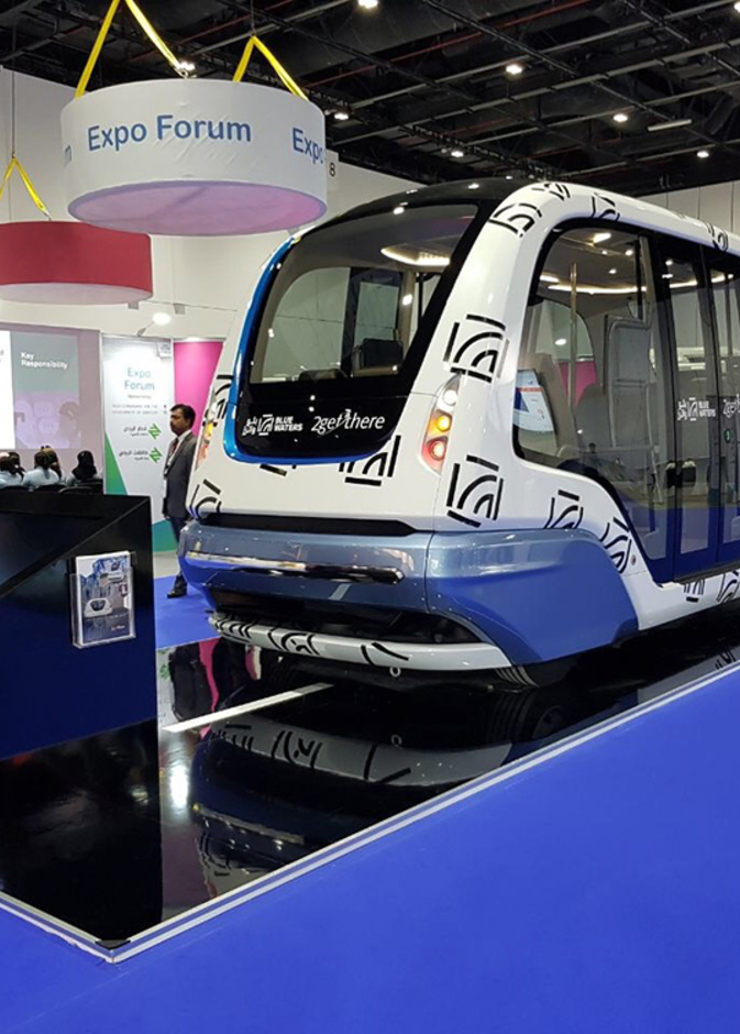 المركبات الذكية الذاتية القيادة لنقل الركاب لجزيرة بلوواترز في دبي  