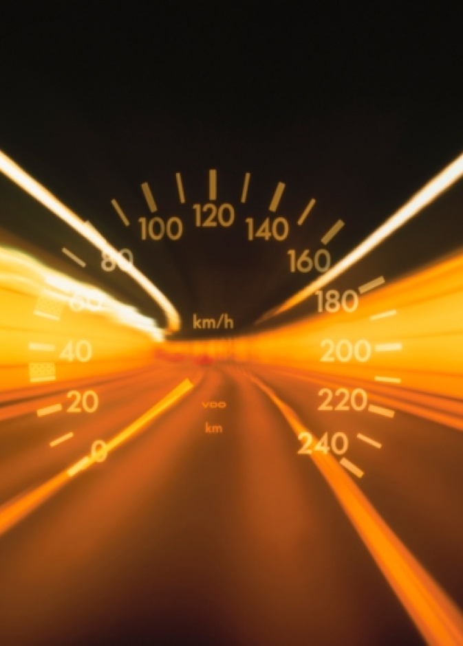  معدلات تسارع عالية