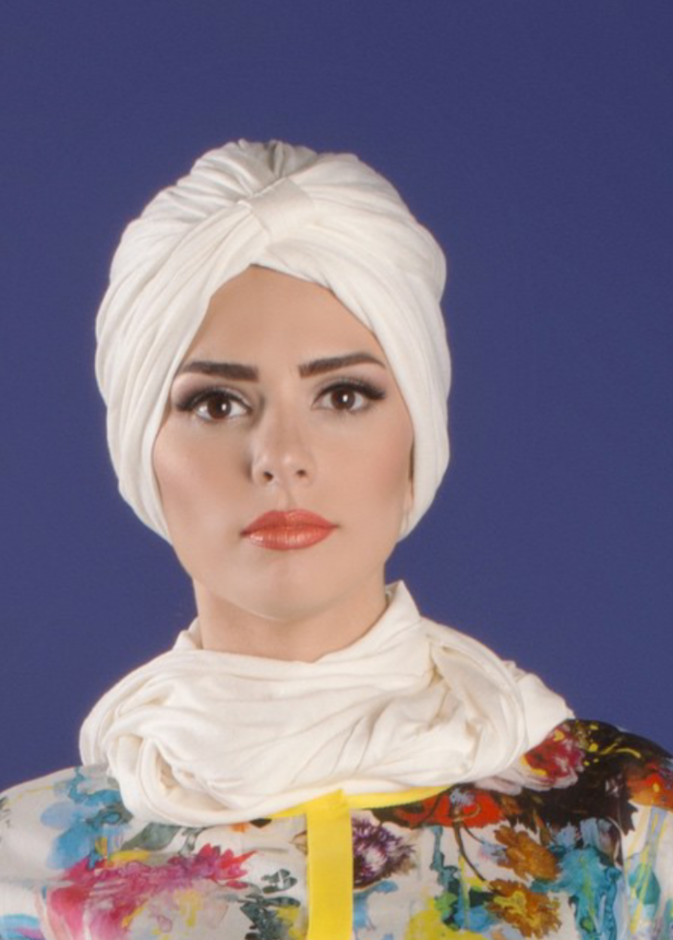 عمة بيضاء مميزة