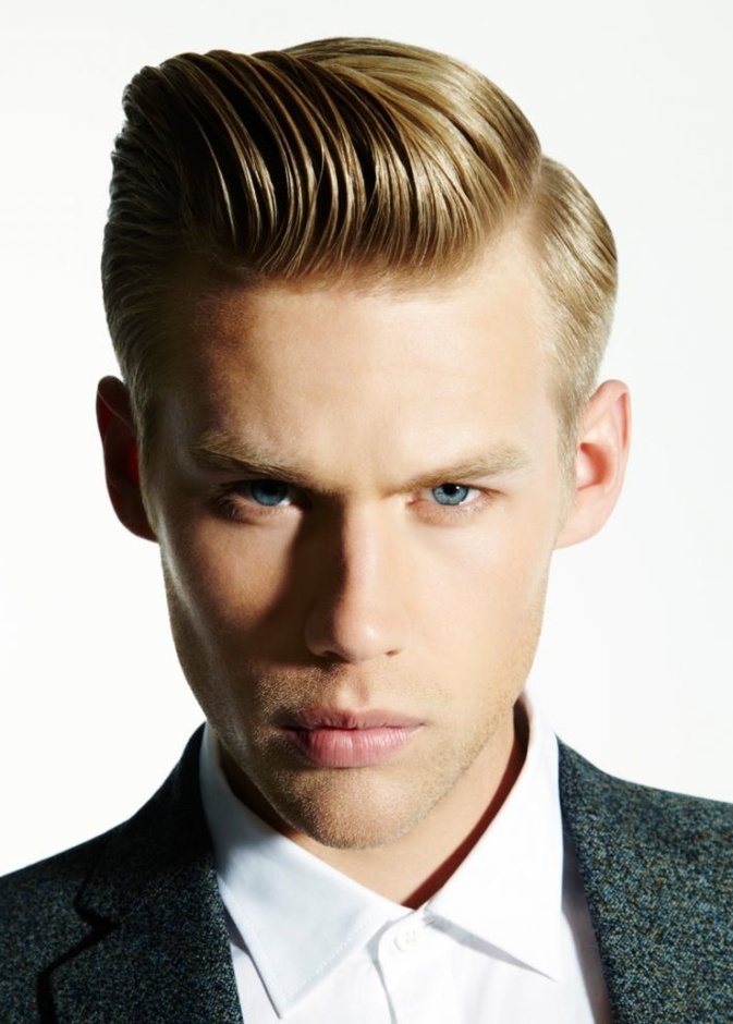 تسريحة خلفية للعريس العصري