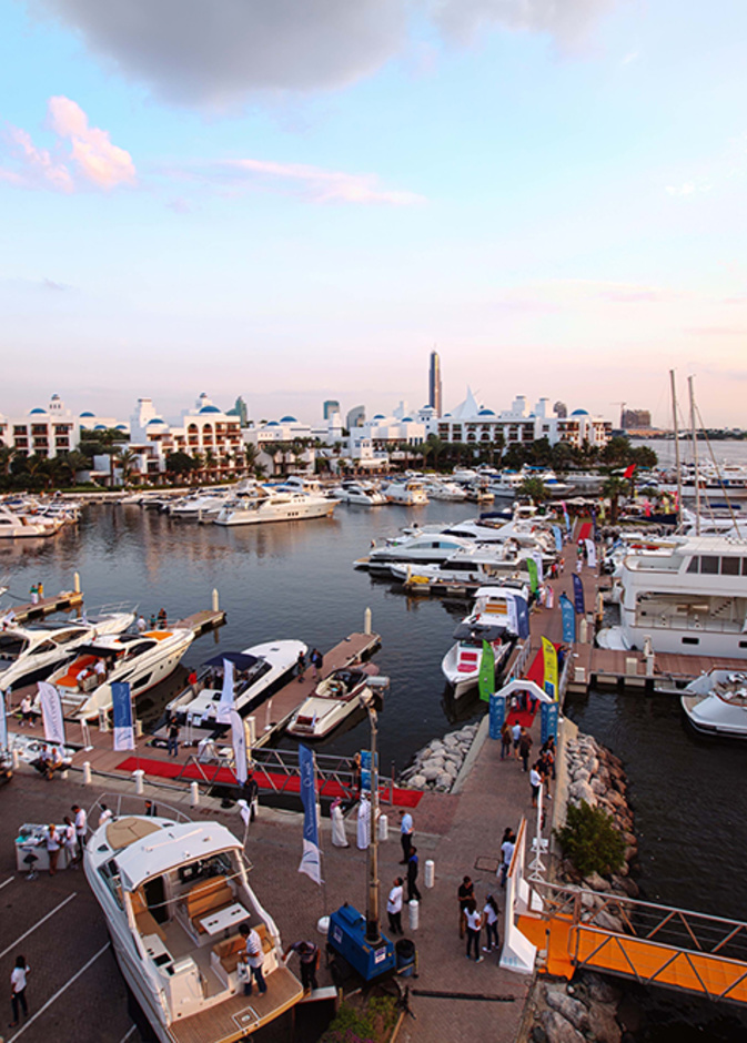 معرض دبي للقوارب واليخوت المستعملة