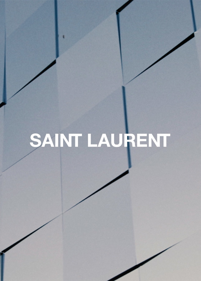 بث مباشر من باريس لعرض أزياء SAINT LAURENT  لخريف شتاء 2019