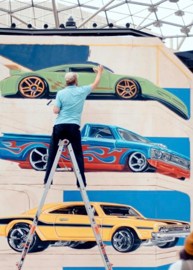 دبي كانفس .. رسومات ثلاثية الأبعاد في ساحة ملتقى الأضواء في السيتي ووك