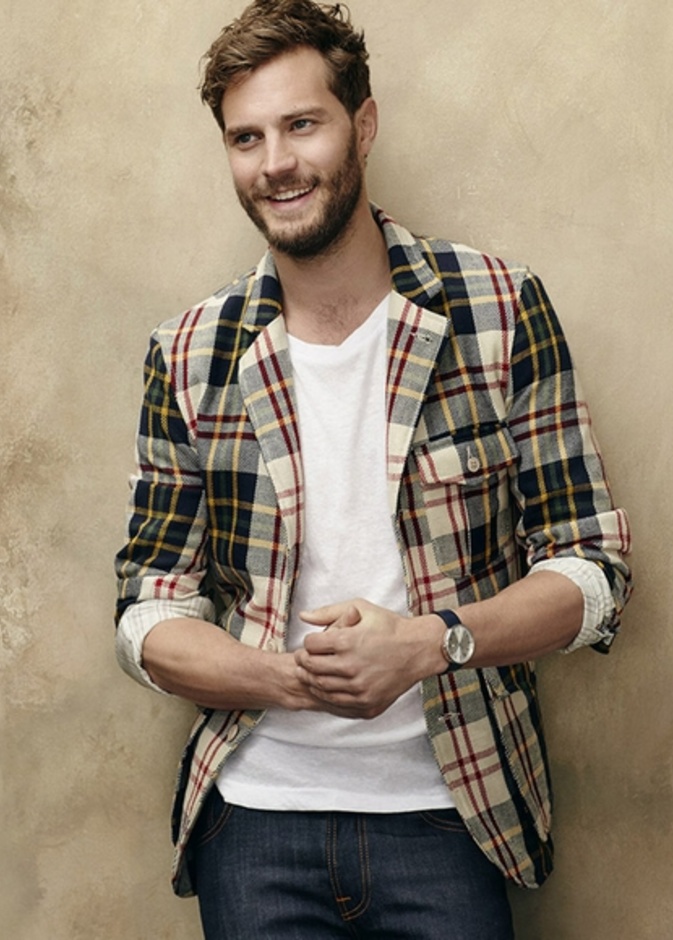 سترة كارو ملونة لأسلوب كاجوال يتميز به جيمي دورنان