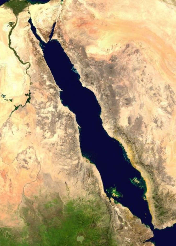 البحر الاحمر غرب المملكة 