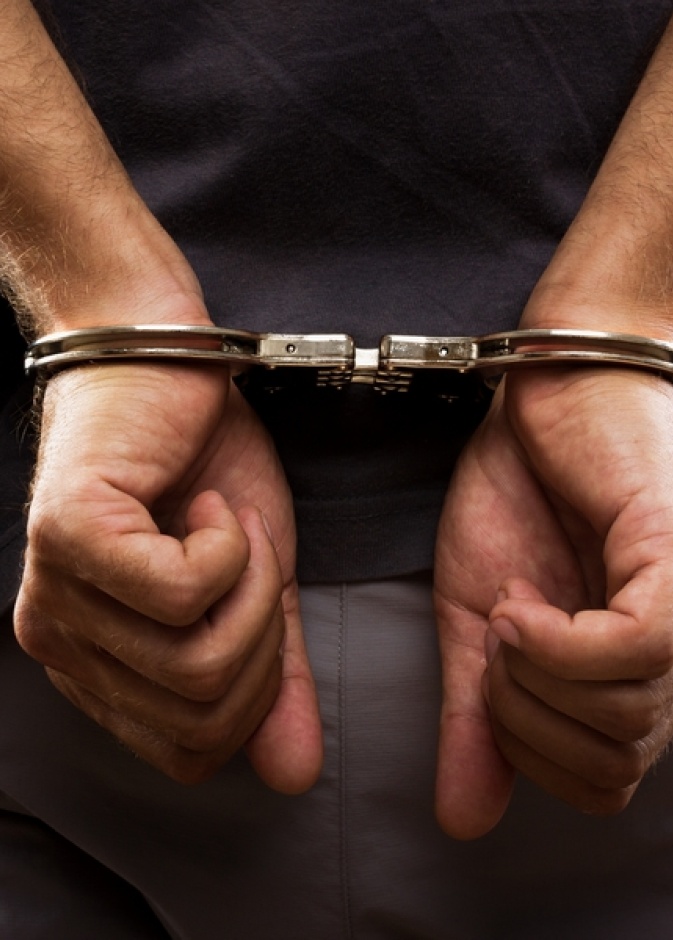 القبض  علـى الاعلامي بعد قتل زوجته