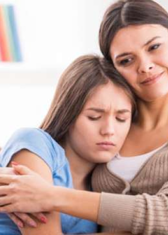 كيف تتعاملين مع ابنتك بعد البلوغ