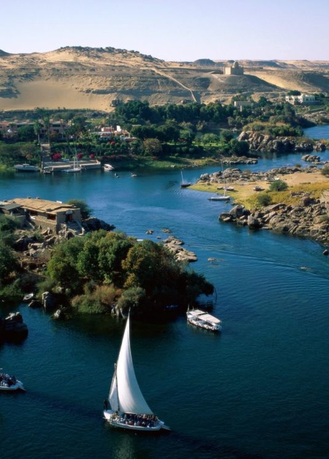 استمتعي بجمال الطبيعه وسط النوبه واسوان