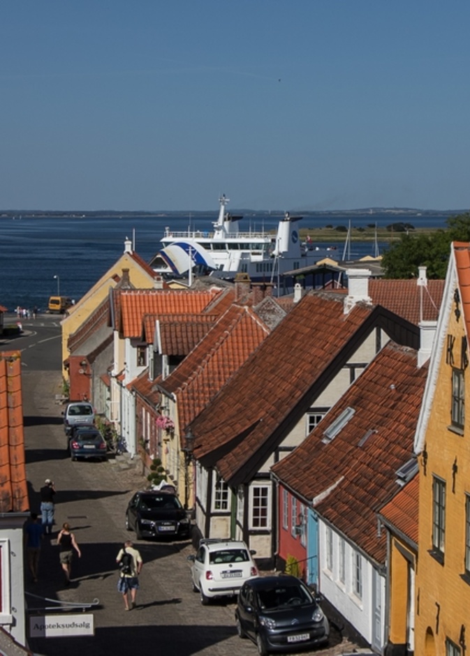 متعة السياحة في جزيرة إيرو