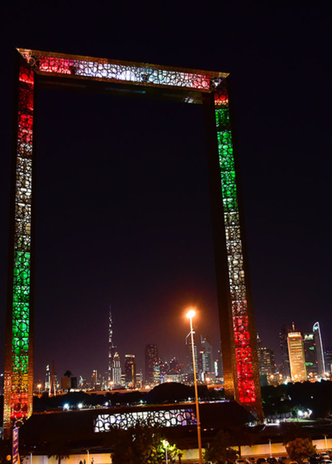 احتفالات دبي بمناسبة اليوم الوطني الإماراتي الـ49