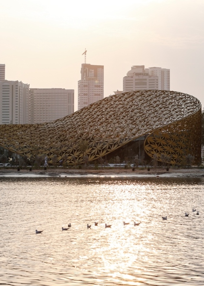 جزيرة النور في الشارقة .. الثقافة والفنون والترفيه وسحر الطبيعة