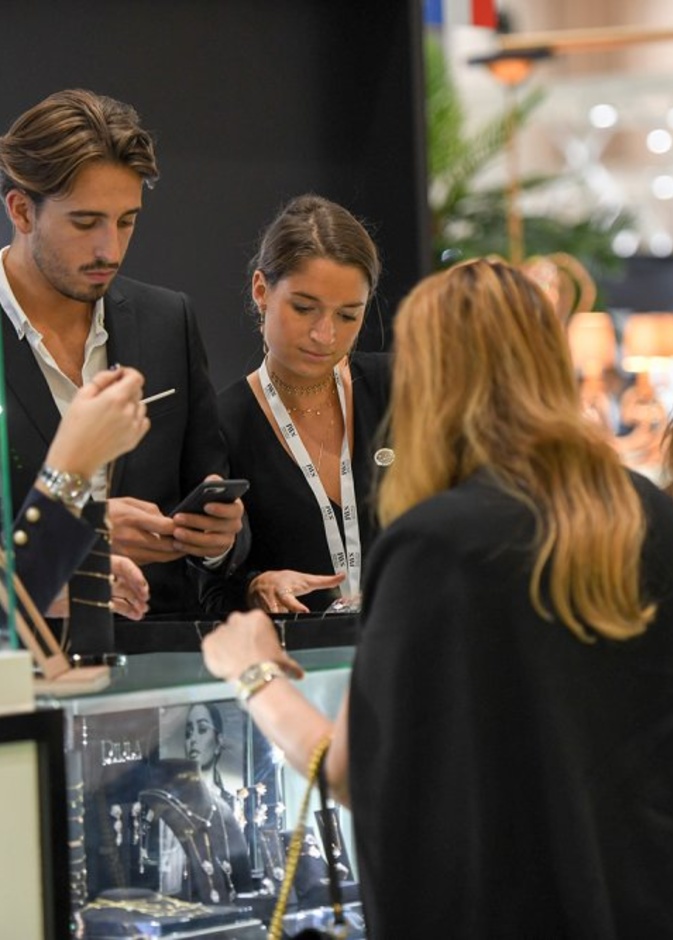 عرض أبوظبي للمجوهرات والساعات 2019 .. يفتح أبوابه في 26 أكتوبر