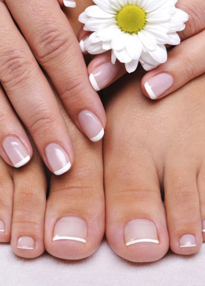 عناية فعالة لتبييض الاظافر