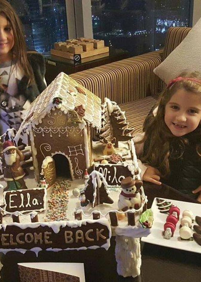 نانسي عجرم تنشر صورة ابنتيها احتفالا بأعياد الميلاد والعام الجديد