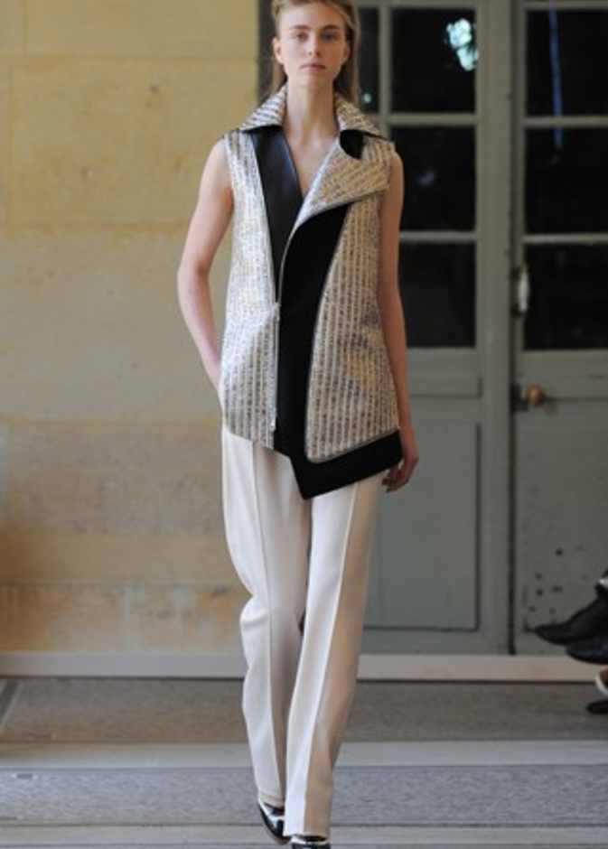 Bouchra Jarrar لخريف وشتاء 2015: مجموعة مميزة بالأناقة والبساطة.. 