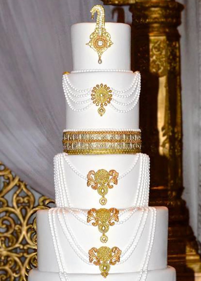 السلاسل.. لمسات راقية على قوالب الزفاف 