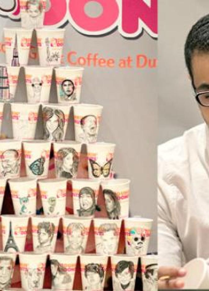 صورة للملك بكبسولات القهوة من صنع طبيب سعودي