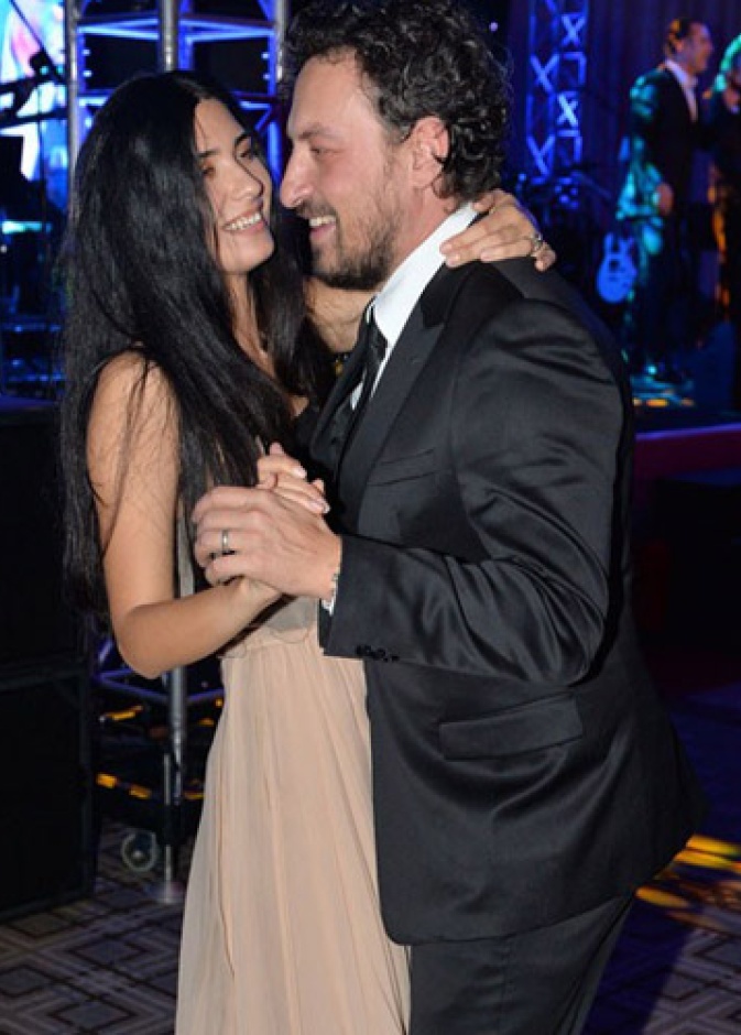 توبا بويوكستون وزوجها