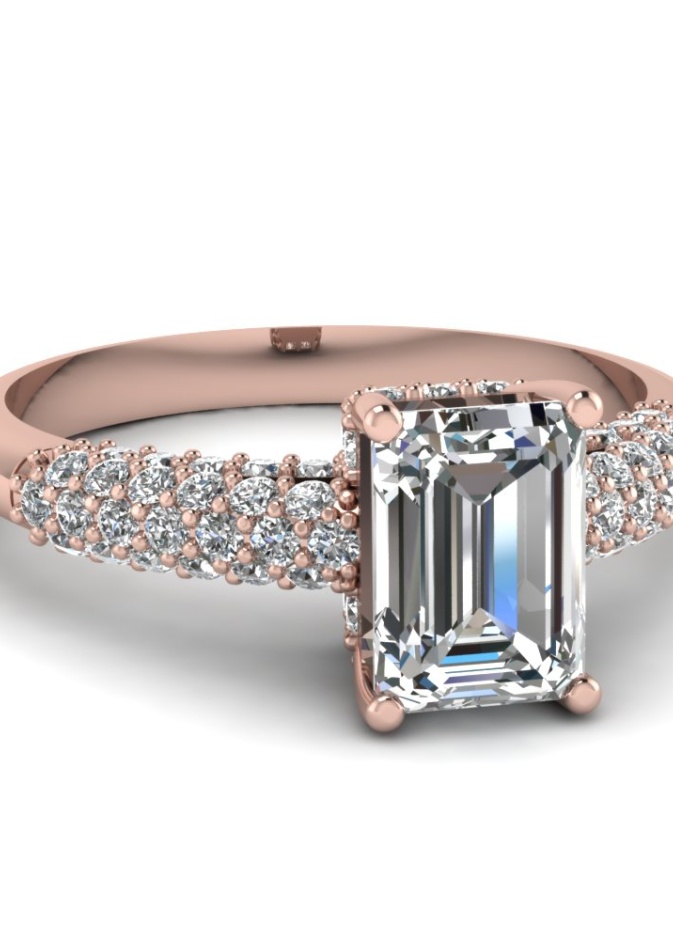 emerald shape diamond هي قطع ماس تم قطعها بحيث تبدو ذات سطح عريض