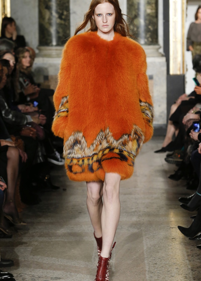 الجرأة المبطّنة من Emilio Pucci