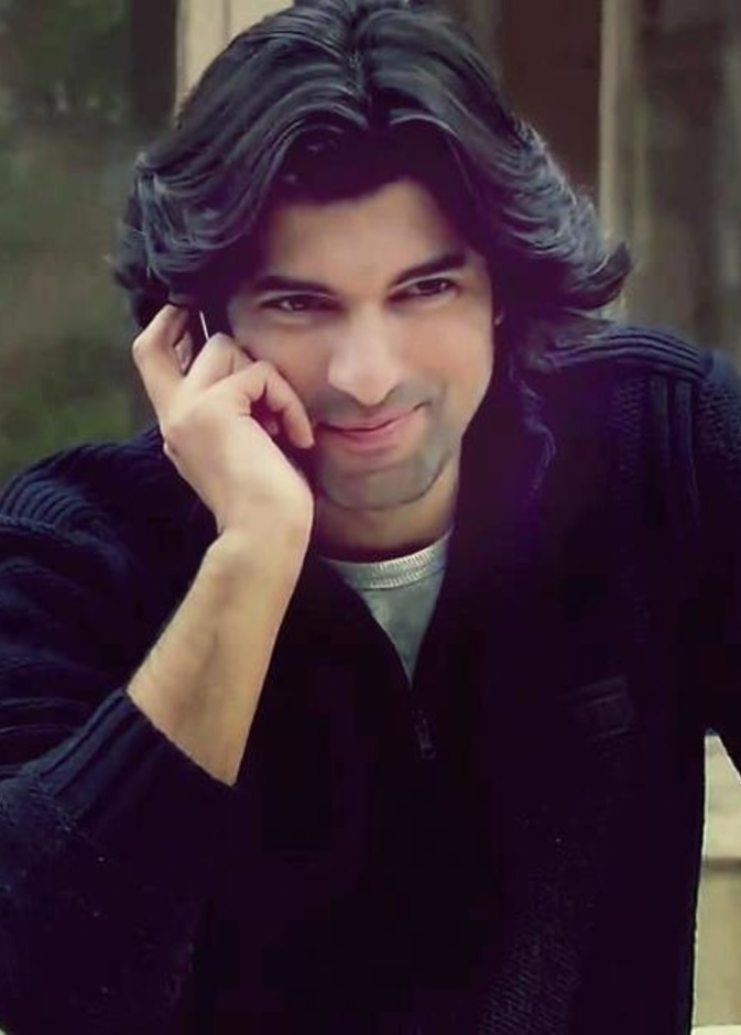 أنجين أكيوريك... أكثر الأتراك وسامة