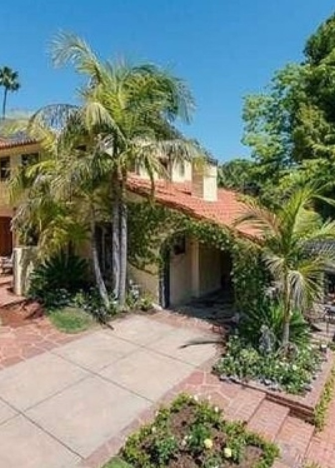 جولة في منزل نيكول ريتشي 