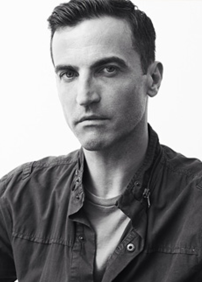 Nicolas Ghesquière المدير الإبداعي للدار