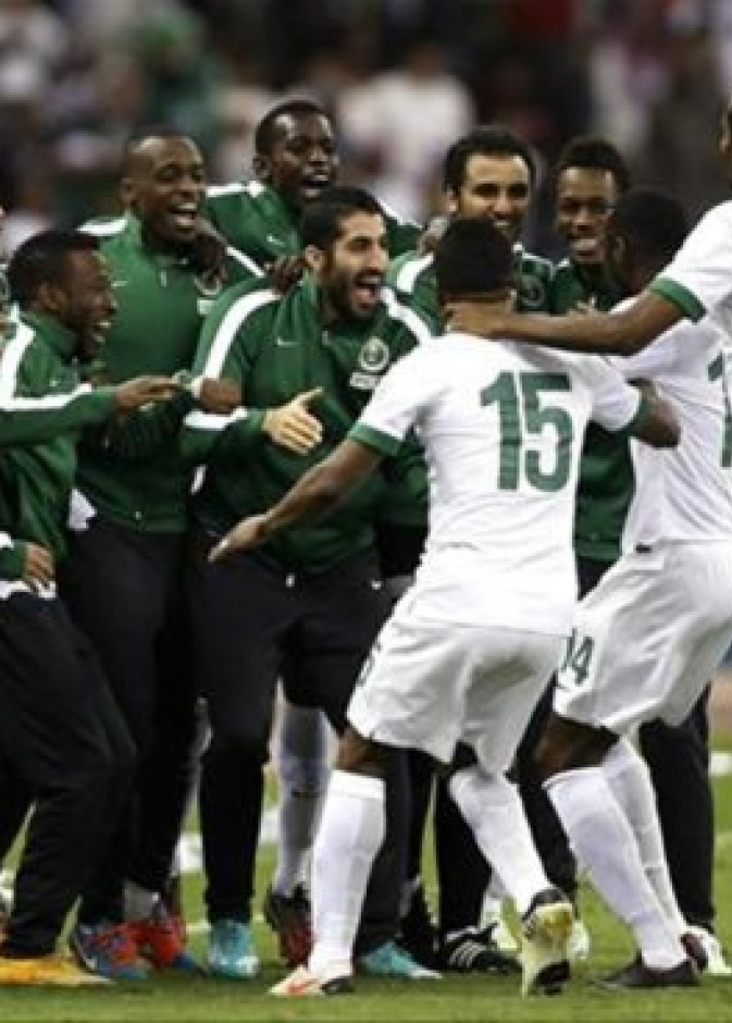 السعودية تهزم اليابان وتتأهل معها إلى كأس العالم 2018