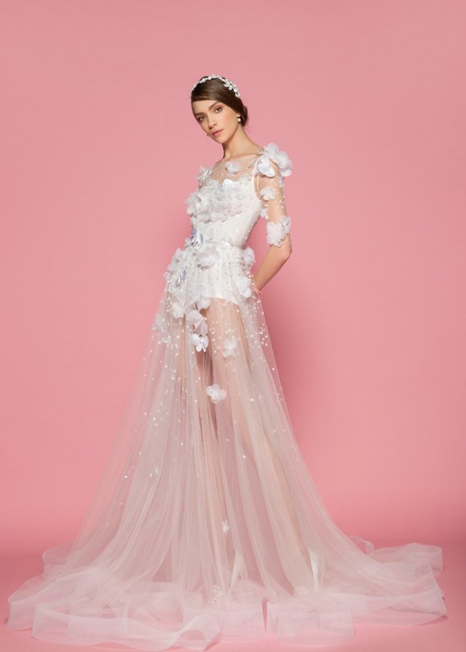 فستان عرس قصير من نعيم خان