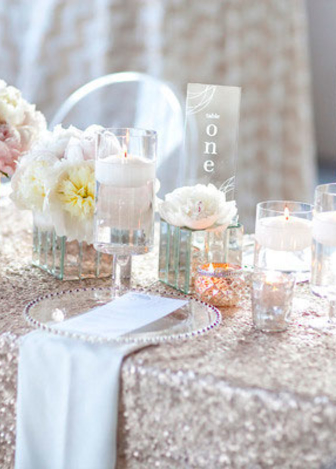 زينة من اوراق الاشجار