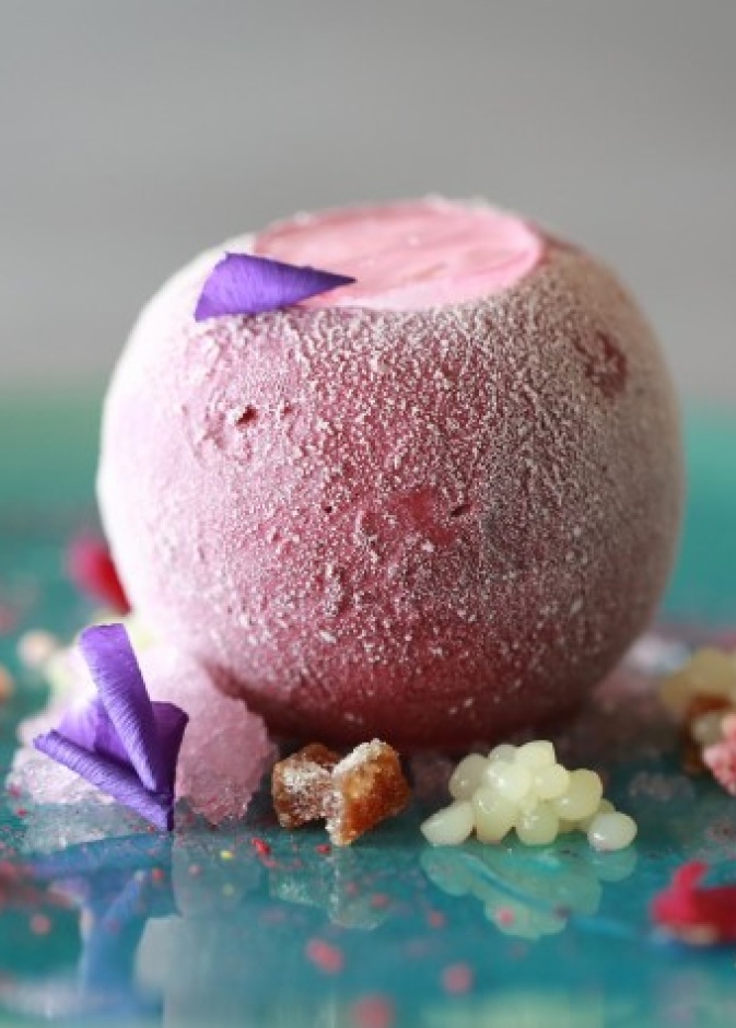 حلويات Toshi Yorizuka