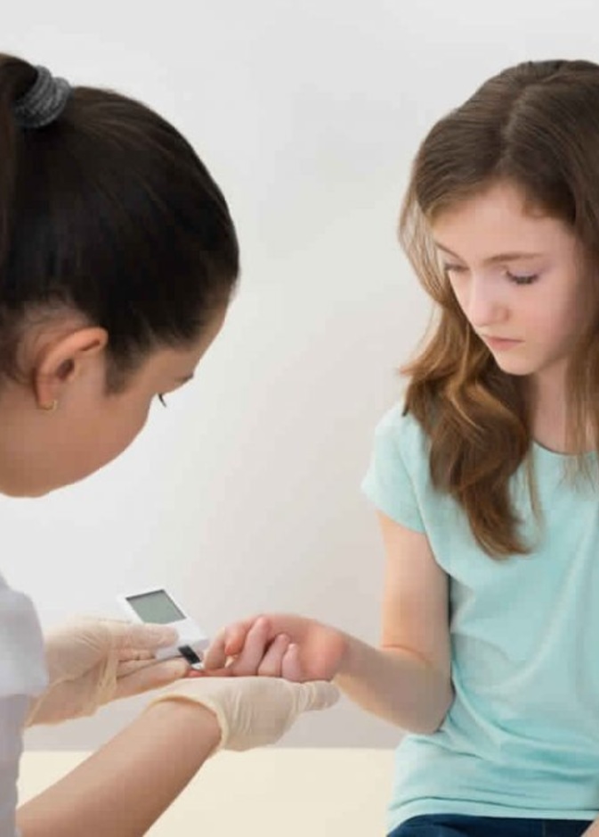 فحص هام وضروري لمرضى السكر من الاطفال لا تهملوه ابدا