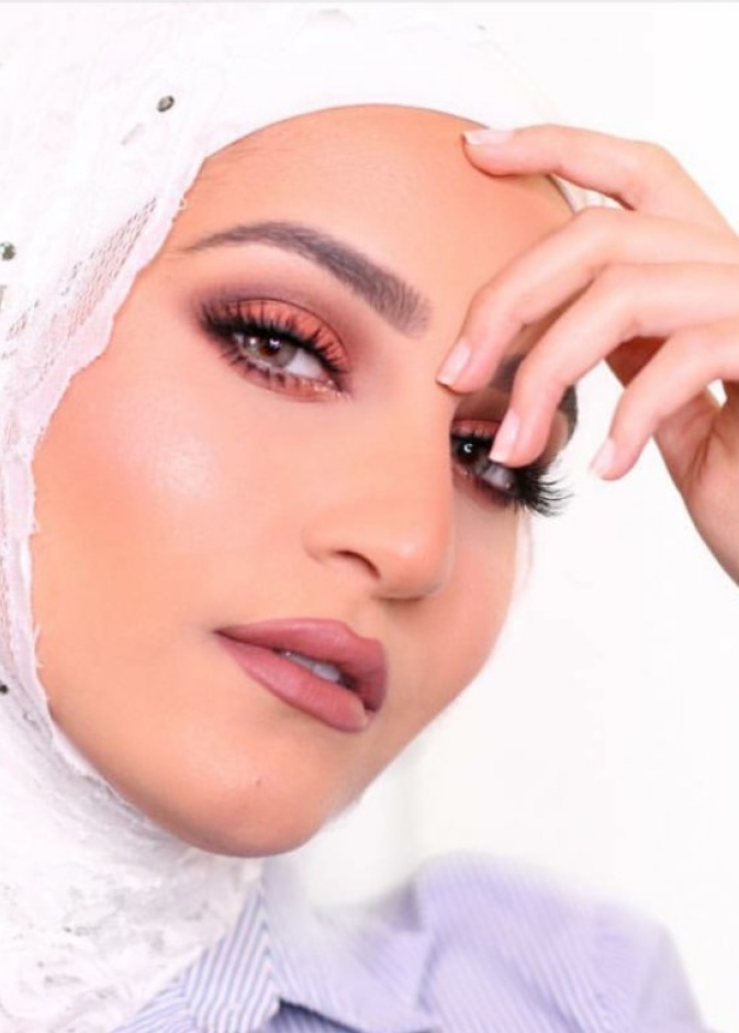 هذا المكياج يليق بالمناسبات والسهرات