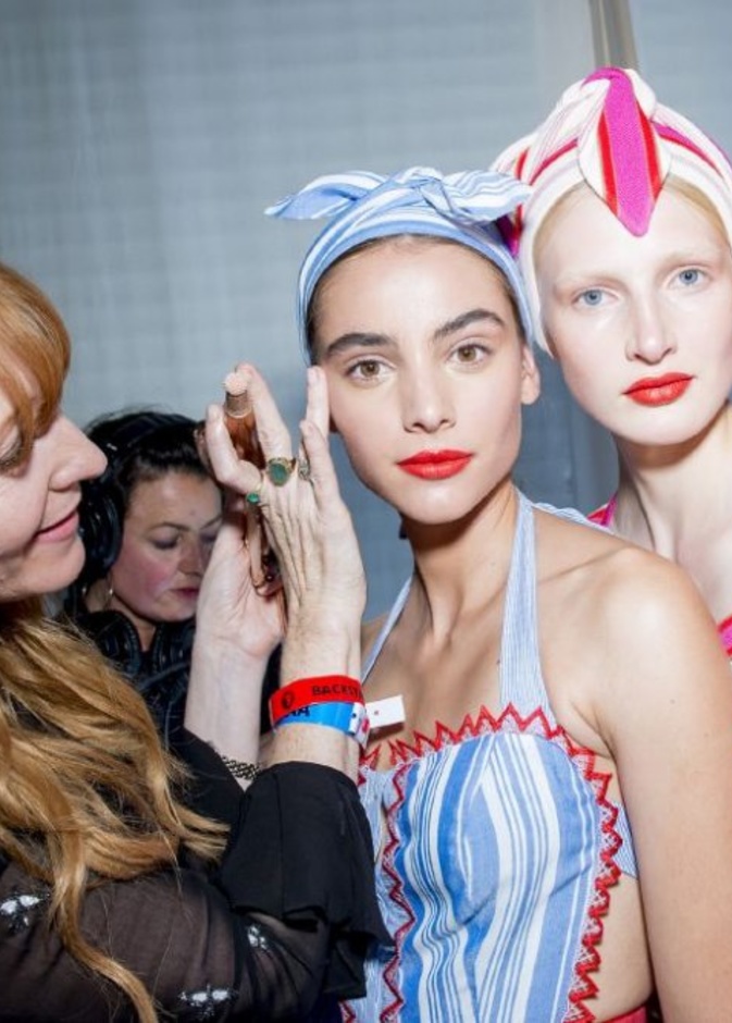 لمسة من الأربعينيات.