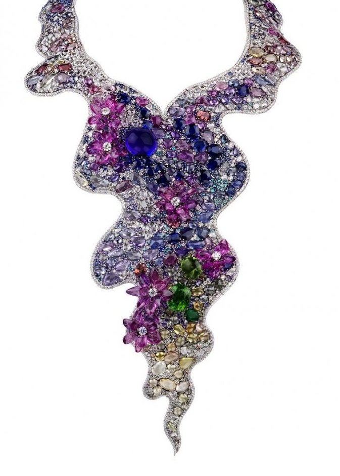 اسوارة من موساييف