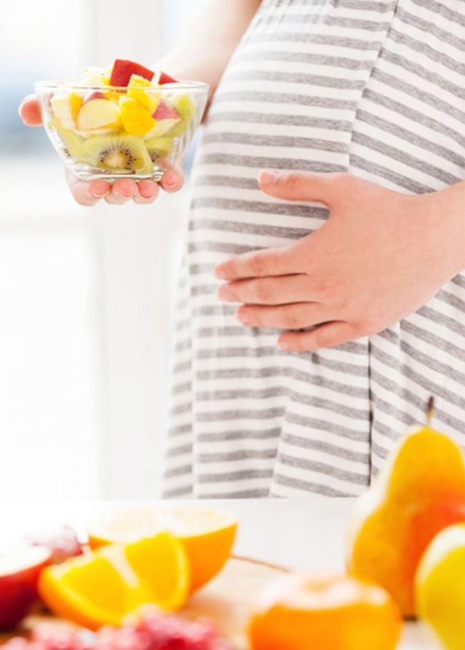 فوائد الفواكه للمرأة الحامل