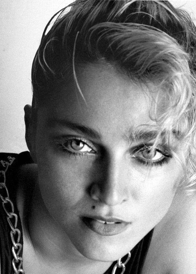 هكذا تطورت صيحات المكياج عبر الشنوات